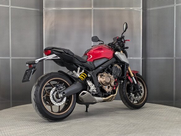 2021 Honda CB 650R, красный, 977000 рублей - вид 7