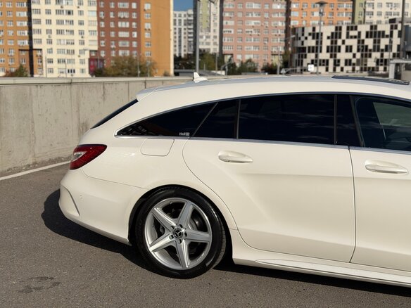 2017 Mercedes-Benz CLS 350 BlueTEC II (C218) Рестайлинг, белый, 3000000 рублей - вид 12