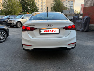 2019 Hyundai Solaris II, белый, 1350000 рублей, вид 5