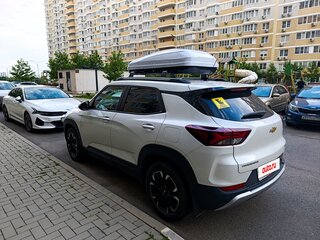 2021 Chevrolet TrailBlazer III, белый, 2000000 рублей, вид 3