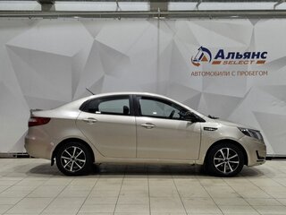 2012 Kia Rio III, бежевый, 515000 рублей, вид 2