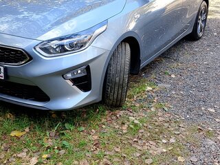 2019 Kia Ceed III, серебристый, 1800000 рублей, вид 1