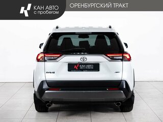 2021 Toyota RAV4 V (XA50), белый, 3299000 рублей, вид 4