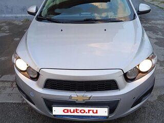 2012 Chevrolet Aveo II, серебристый, 535000 рублей, вид 1