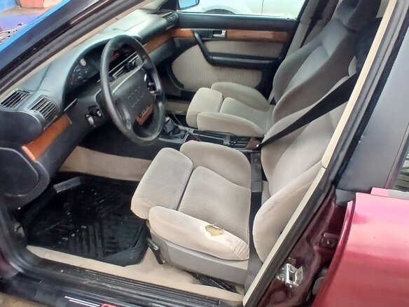1991 Audi 100 IV (C4), красный, 300000 рублей - вид 5