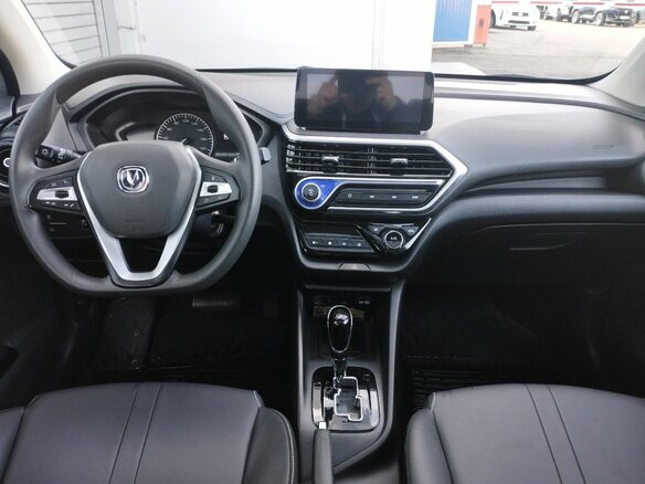 2024 Changan Alsvin, серебристый, 925000 рублей - вид 5