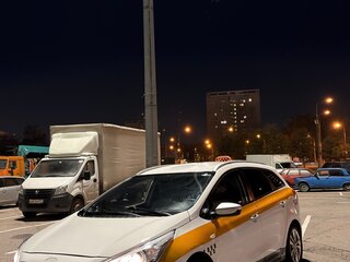 2018 Kia Ceed II Рестайлинг, белый, 520000 рублей, вид 1