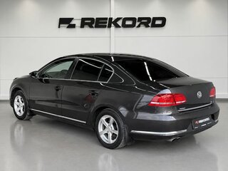2011 Volkswagen Passat B7, серый, 1249000 рублей, вид 2