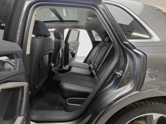 2023 Audi Q3 35 TFSI II (F3), серый, 2325000 рублей - вид 10
