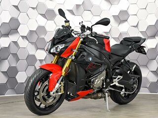 2018 BMW S 1000 R, чёрный, 1099000 рублей, вид 2