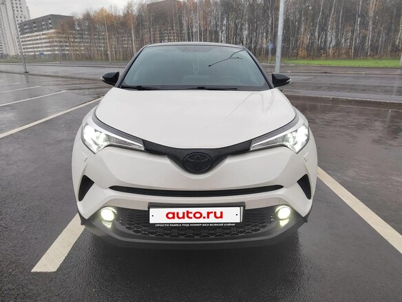 2019 Toyota C-HR I, белый, 2599000 рублей - вид 1