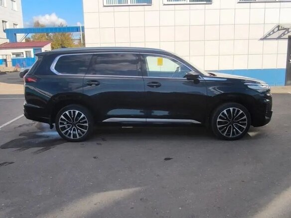 2021 Exeed VX I, чёрный, 2200000 рублей - вид 2