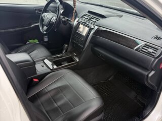 2015 Toyota Camry VII (XV50) Рестайлинг, белый, 1500000 рублей, вид 5