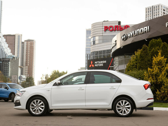 2022 Skoda Rapid II, белый, 1713000 рублей - вид 5