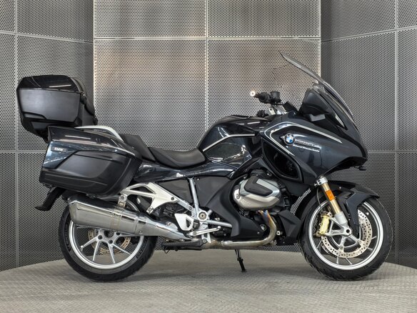 2023 BMW R 1250 RT, чёрный, 2469000 рублей