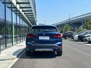 2022 BMW X1 Long 20Li sDrive II (F48) Рестайлинг, синий, 1730000 рублей, вид 3