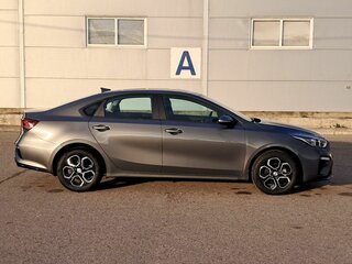 2021 Kia Cerato IV Рестайлинг, серый, 1725000 рублей, вид 4