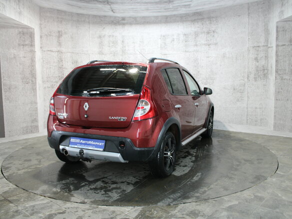 2012 Renault Sandero Stepway I, красный, 595000 рублей - вид 5