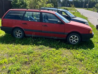 1989 Volkswagen Passat B3, красный, 65000 рублей, вид 4