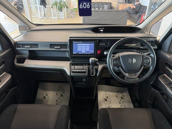 2016 Honda Stepwgn V, чёрный - вид 16