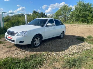 2010 Lada (ВАЗ) Priora I, белый, 300000 рублей, вид 2
