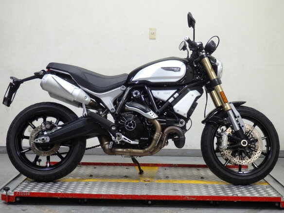 2020 Ducati Scrambler 1100, чёрный, 620000 рублей