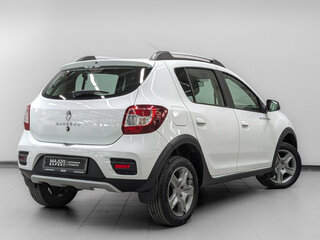 2021 Renault Sandero Stepway II Рестайлинг, белый, 1299000 рублей, вид 5