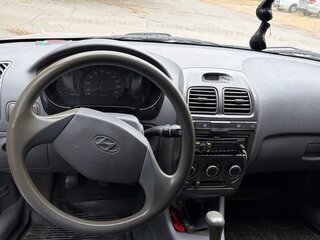 2007 Hyundai Accent ТагАЗ II, серебристый, 400000 рублей, вид 5
