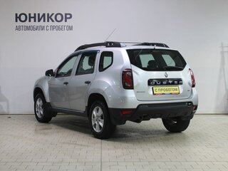 2017 Renault Duster I Рестайлинг, серебристый, 1399000 рублей, вид 4