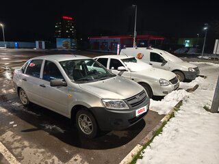 2016 Lada (ВАЗ) Granta I, серебристый, 400000 рублей, вид 3