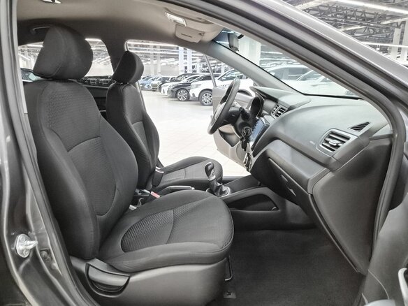2013 Kia Rio III, серый, 659000 рублей - вид 10