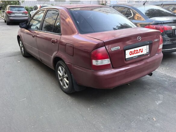 2001 Mazda Protege III (BJ), красный, 215000 рублей - вид 1