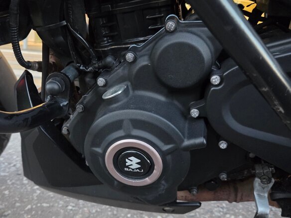 2019 Bajaj Dominar 400, чёрный, 269999 рублей - вид 9