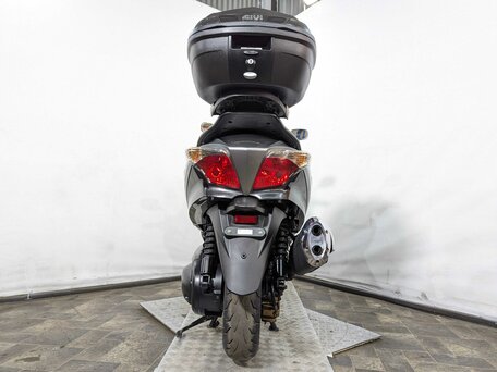 2015 Honda Silver Wing 600, серебристый, 649000 рублей, вид 4