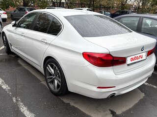 2017 BMW 5 серии 520i VII (G30/G31/G38), белый, 3050000 рублей, вид 4