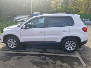 2013 Volkswagen Tiguan I Рестайлинг, белый, 1200000 рублей, вид 4