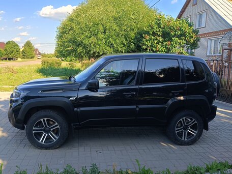 2024 Lada (ВАЗ) Niva Travel I, зелёный, 1100000 рублей, вид 3