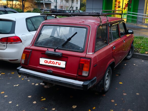 1999 Lada (ВАЗ) 2104 5-speed, красный, 240000 рублей - вид 4