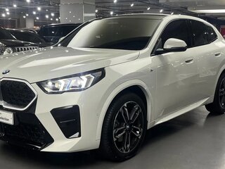2025 BMW X2 xDrive20i II (U10), белый, 5640800 рублей, вид 1
