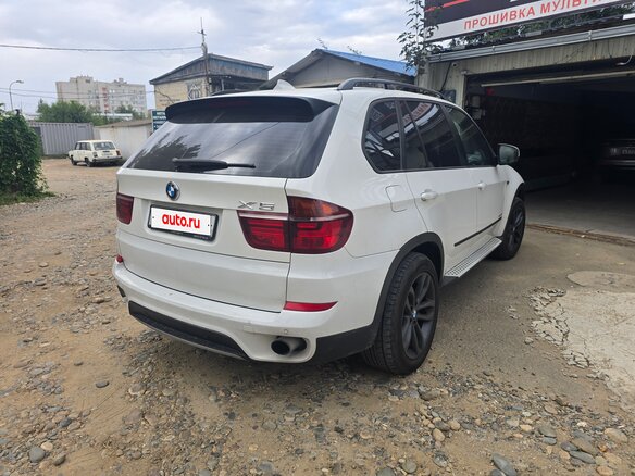 2012 BMW X5 30d II (E70) Рестайлинг, белый, 2200000 рублей - вид 1