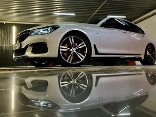 2017 BMW 7 серии 750d xDrive VI (G11/G12), белый, 3999000 рублей, вид 5
