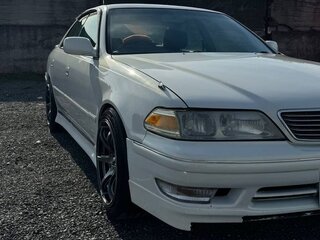 1996 Toyota Mark II VIII (X100), белый, 1250000 рублей, вид 1