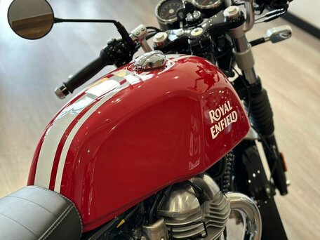 2026 Royal Enfield Continental GT, красный, 727000 рублей, вид 4