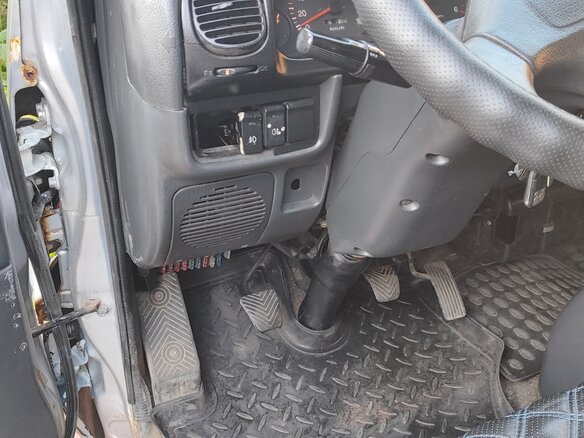 2012 Hyundai Porter, серебристый, 330000 рублей - вид 7