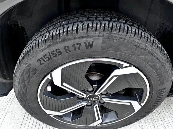 2022 Audi Q2 L e-tron I Рестайлинг, чёрный, 1692008 рублей - вид 20