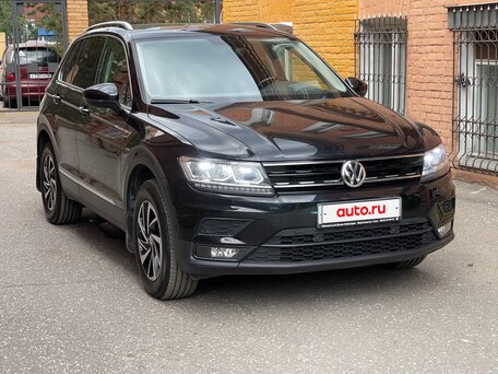 2018 Volkswagen Tiguan II, чёрный, 3050000 рублей, вид 4