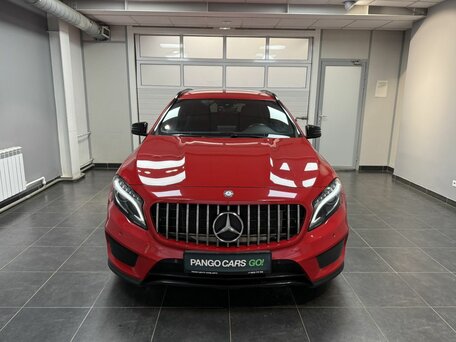 2017 Mercedes-Benz GLA 200 I (X156), красный, 2298000 рублей, вид 2