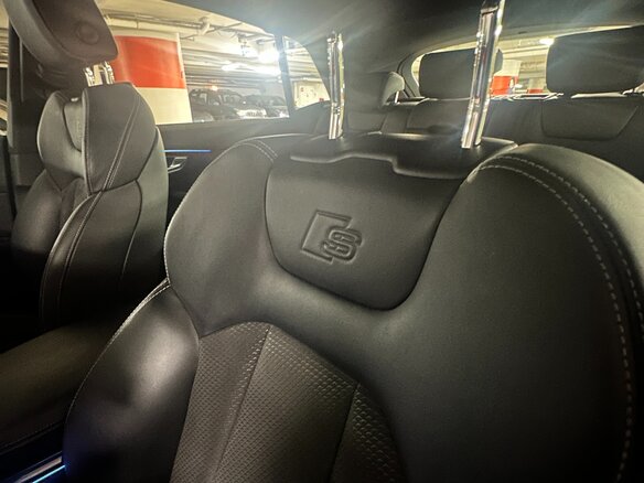 2020 Audi Q8 45 TDI I (4M), серый, 7844000 рублей - вид 6