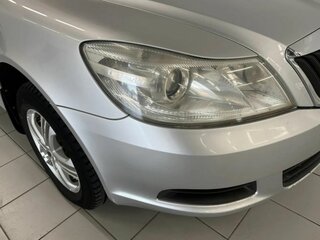 2012 Skoda Octavia II (A5) Рестайлинг, серебристый, 710000 рублей, вид 5