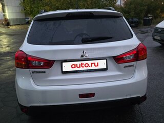 2013 Mitsubishi ASX I Рестайлинг, белый, 1500000 рублей, вид 2